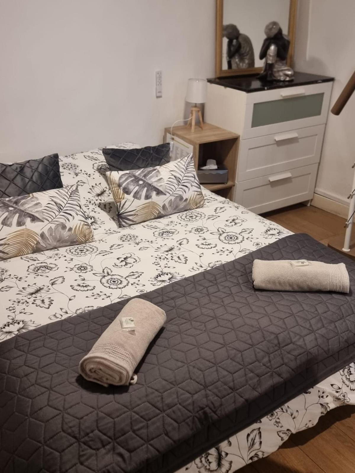 Апартаменты Beau Duplex Sur Le Vieux Port Марсель Экстерьер фото